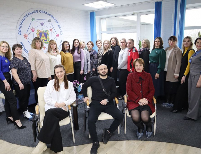 Состоялся областной семинар-практикум «Актуальные вопросы подготовки педагогических работников к участию в областном конкурсе профессионального мастерства работников сферы дополнительного образования «Сердце отдаю детям»